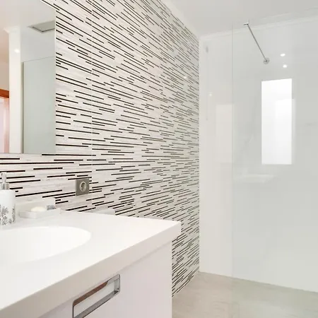 Casa Clarisse By Madeira * Funchal (Madeira)